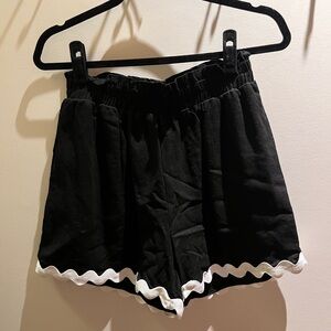 Alter Black Shorts White ZigZag trim
Size M